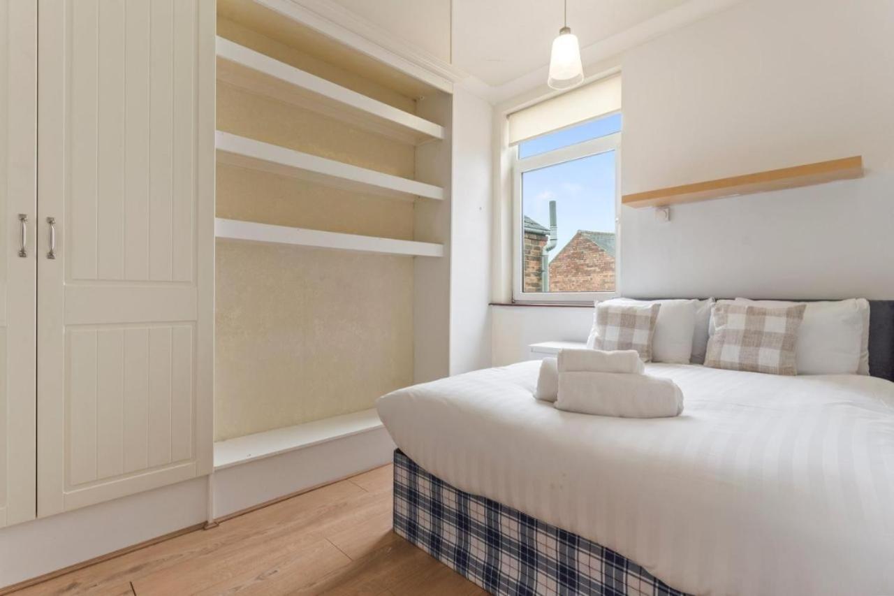 Stylish 3-bed Near Centre * Nottingham